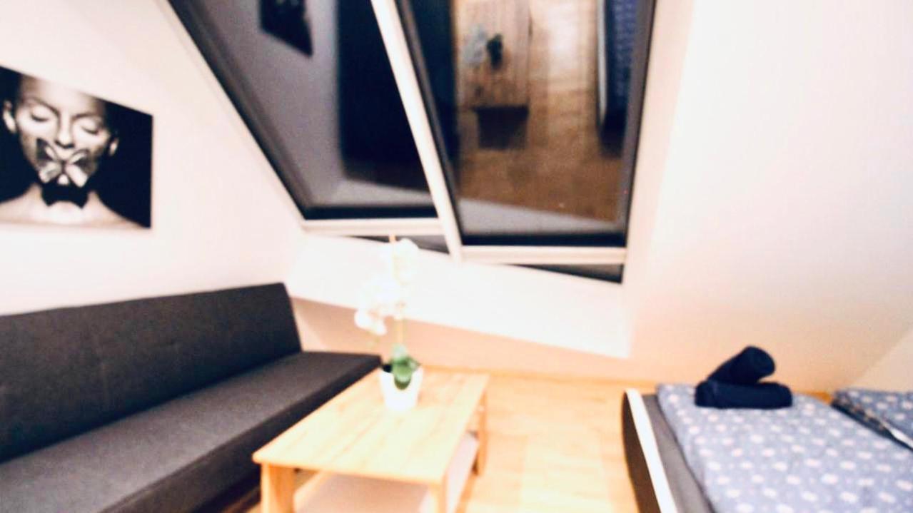 6 Min To Amusement Park - Economy Rooms In Shared Apartment Viyana Dış mekan fotoğraf