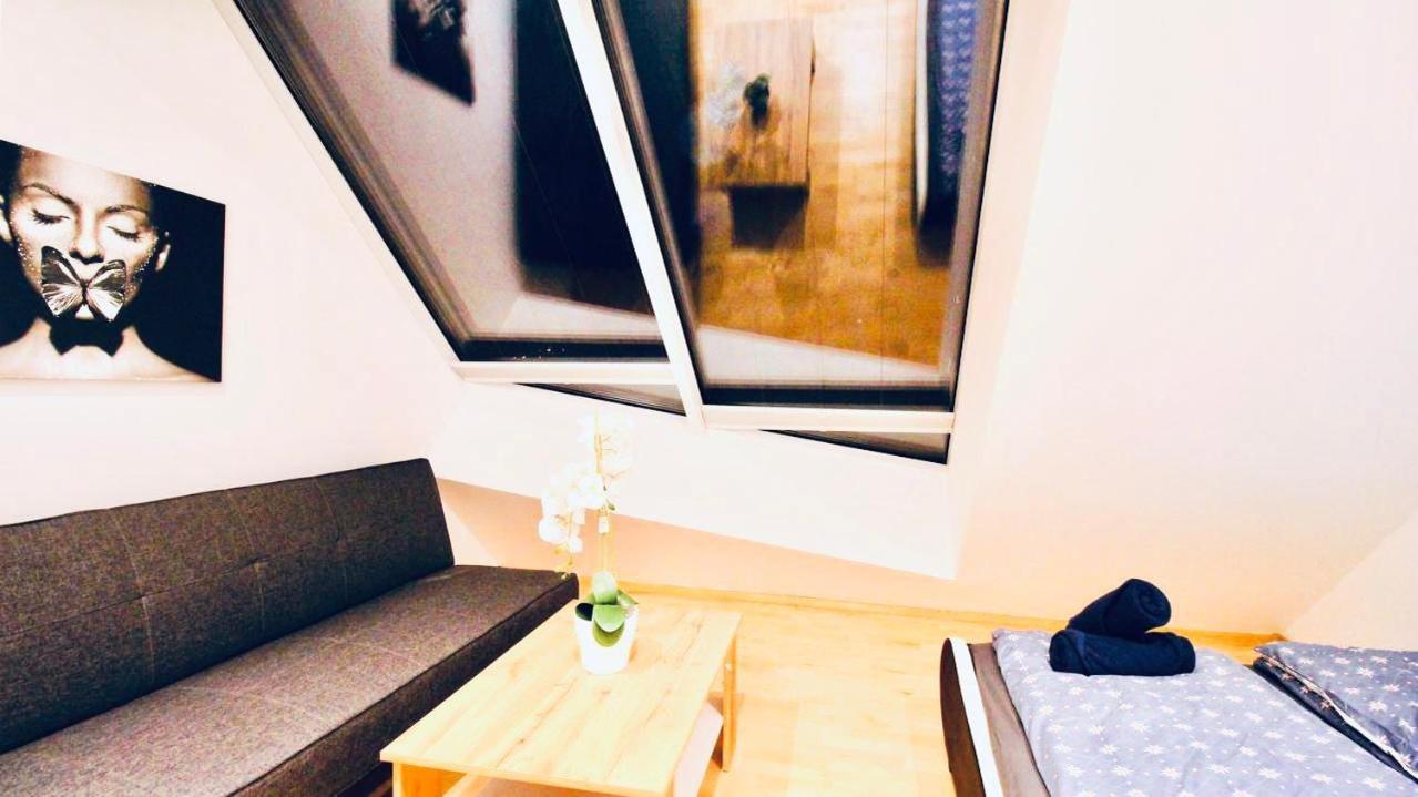 6 Min To Amusement Park - Economy Rooms In Shared Apartment Viyana Dış mekan fotoğraf