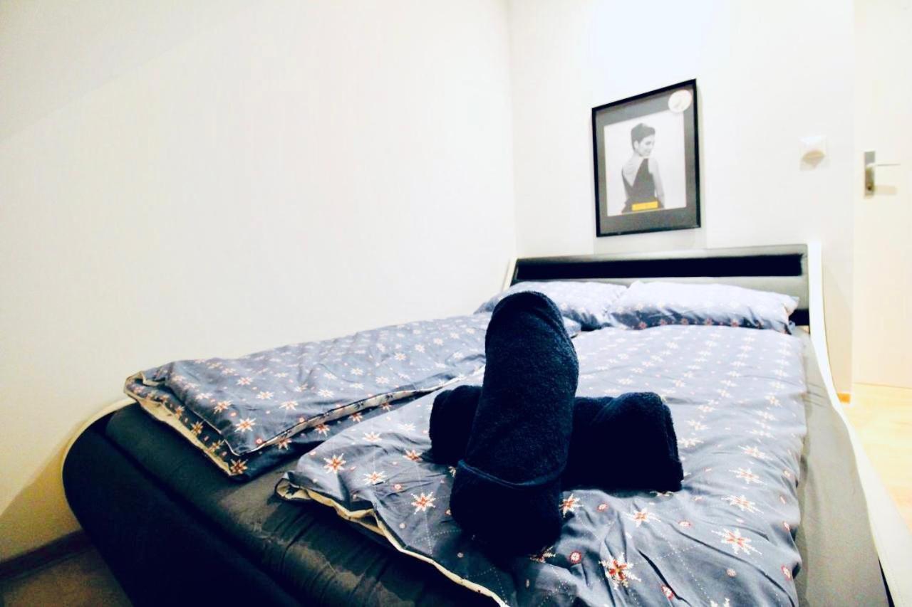 6 Min To Amusement Park - Economy Rooms In Shared Apartment Viyana Dış mekan fotoğraf