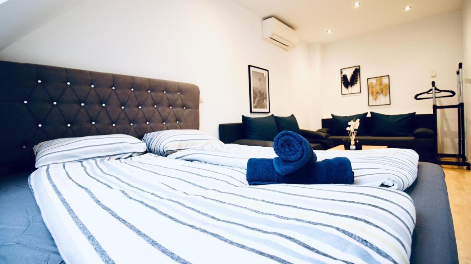 6 Min To Amusement Park - Economy Rooms In Shared Apartment Viyana Dış mekan fotoğraf
