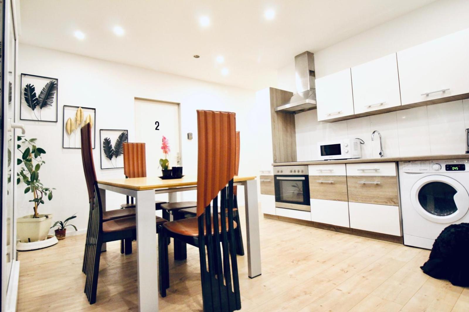 6 Min To Amusement Park - Economy Rooms In Shared Apartment Viyana Dış mekan fotoğraf
